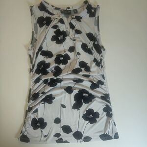 New York & Company Blouse Womens Medium White‎ Black Floral Ruched Side Boho Top